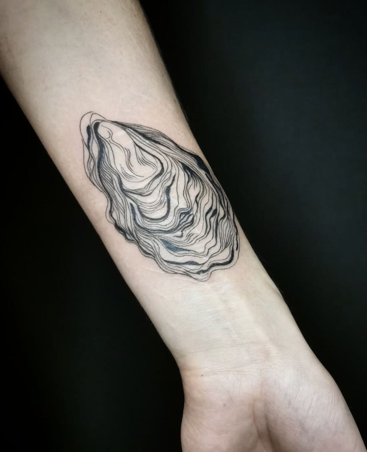 minimalist style tattoo by Carlotta