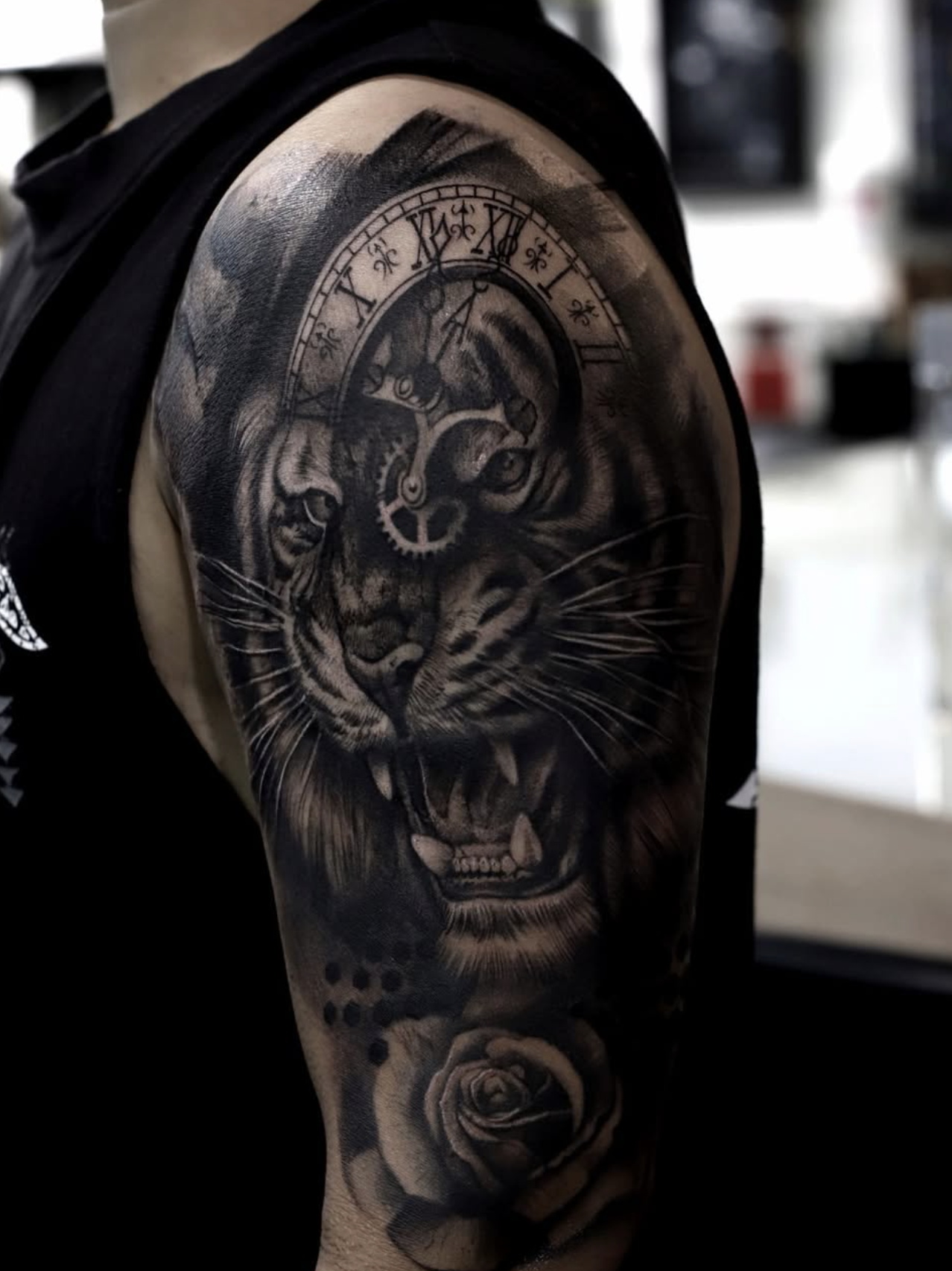 tiger realism style tattoo by Polina Cohen