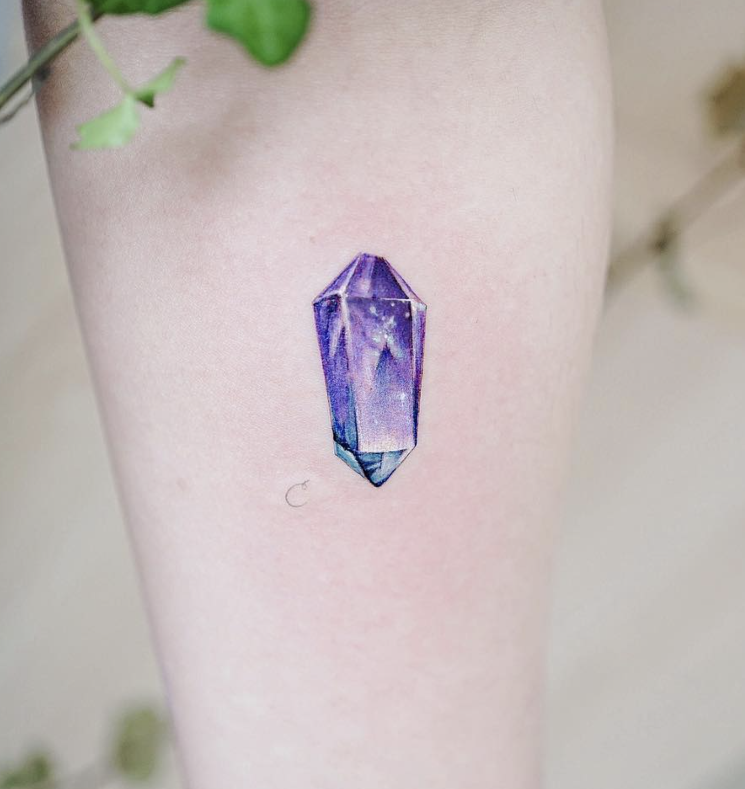 micro realism style tattoo by Avis