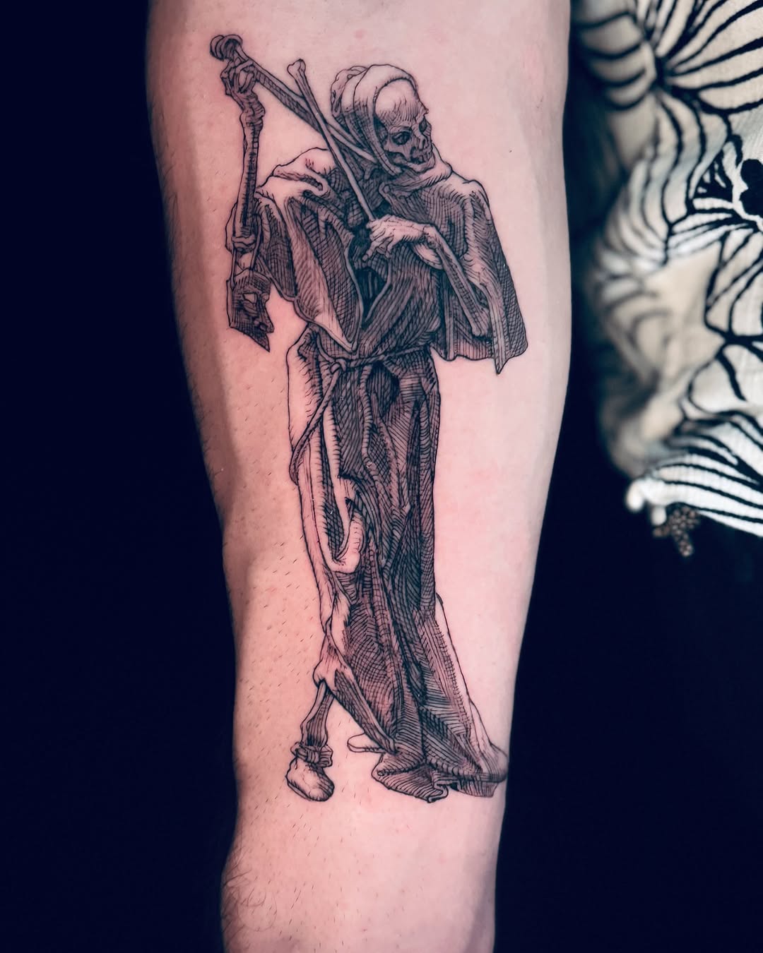 string instrument and musician blackwork style tattoo by Brücius von Xylander