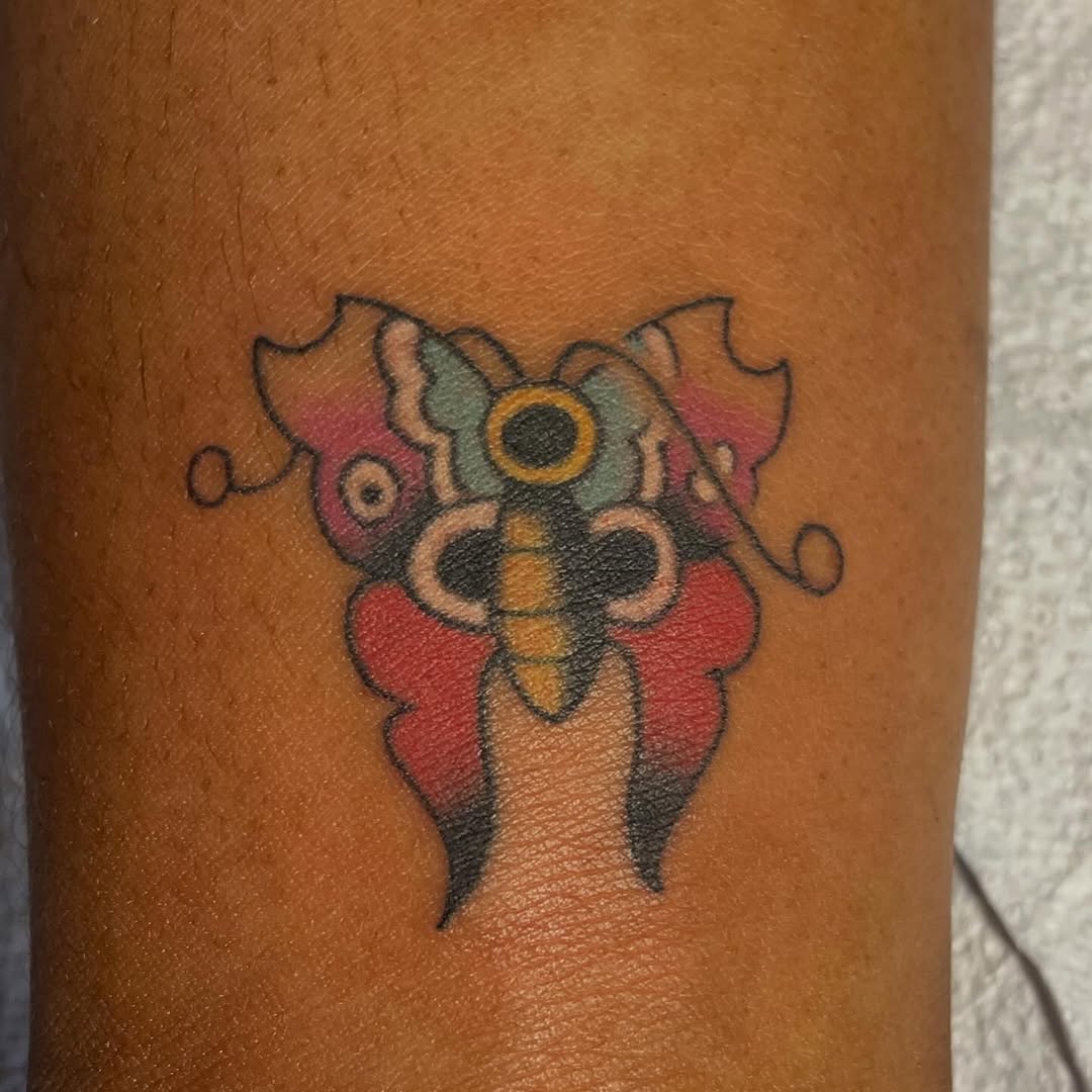 american traditional style tattoo by Ant