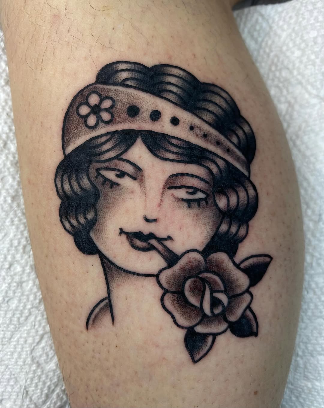 american traditional style tattoo by Claudia