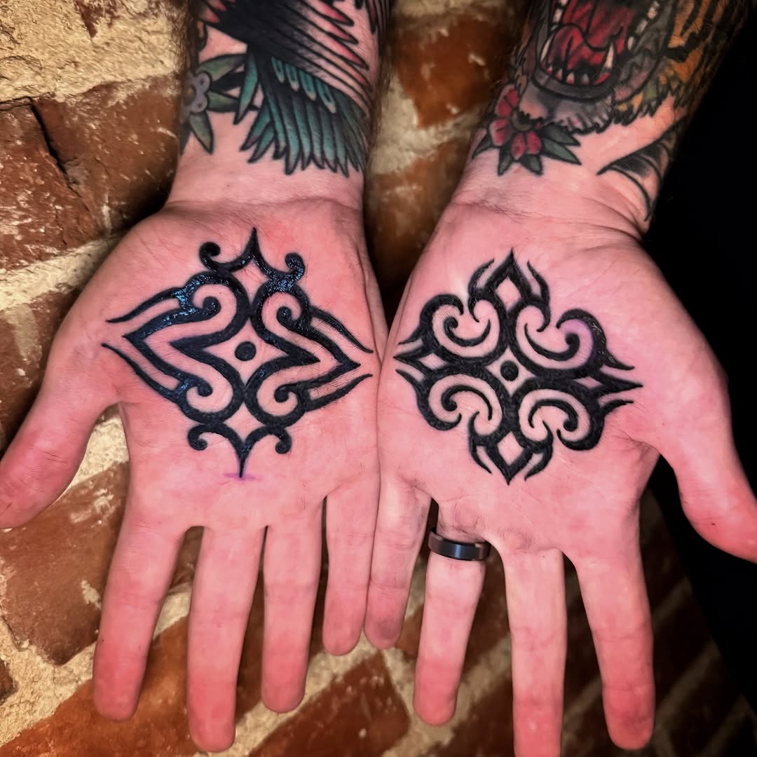 tribal style tattoo by NATE GLOMB