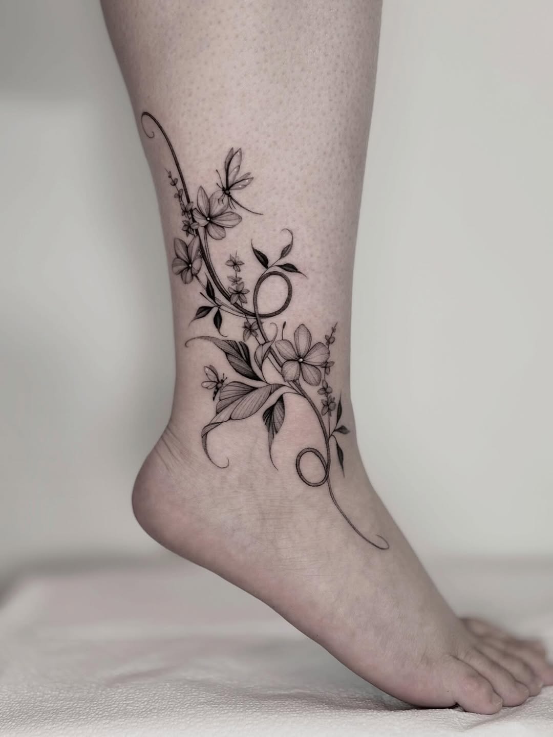 fine line style tattoo by Brittnaami