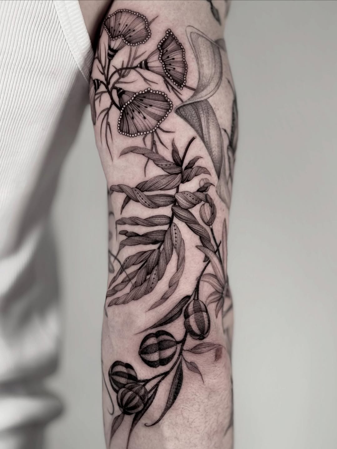botanical style tattoo by Brittnaami