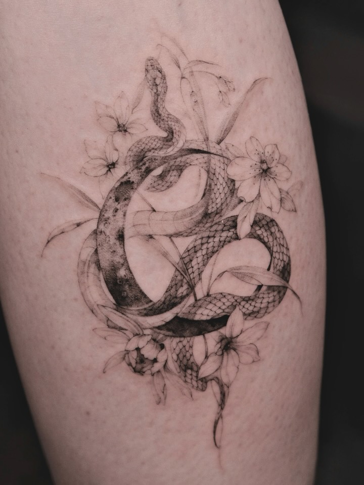 fine line style tattoo by Beeso