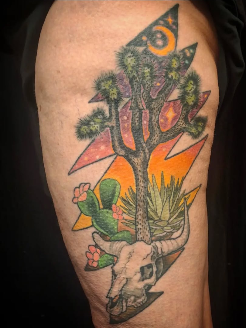 neo-traditional style tattoo by Salem