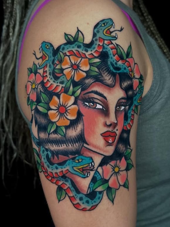 traditional style tattoo by Zoe Weitala