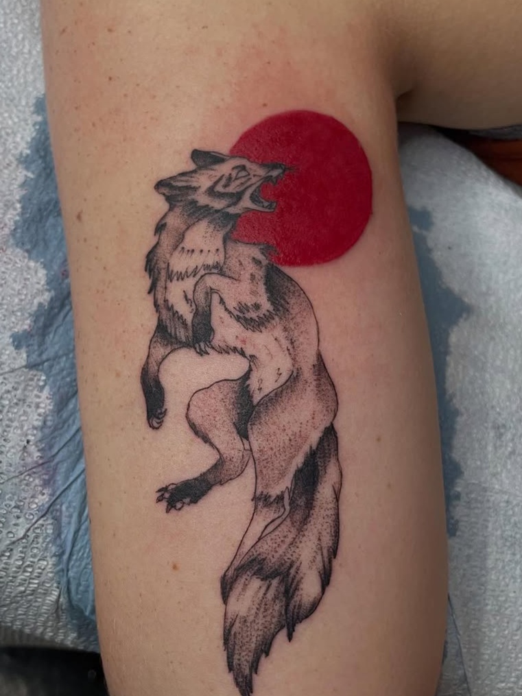 neo-traditional style tattoo by SOFI